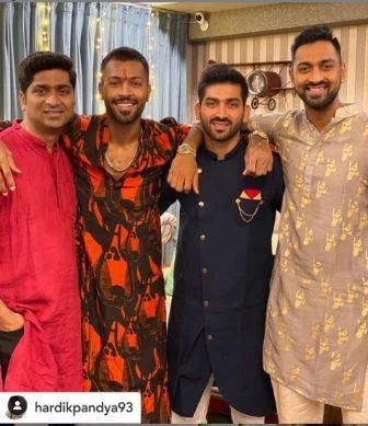 Vaibhav Pandya with Hardik Pandya Family and Krunal Pandya