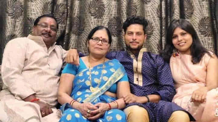 cricketer Kuldeep Yadav with his parents father, mother and sister